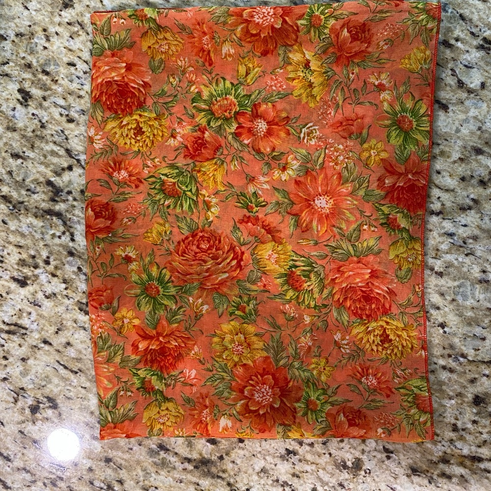 Beautiful Vintage Floral Colorful Scarf Head Wrap Neck Scarf - Picture 7 of 7